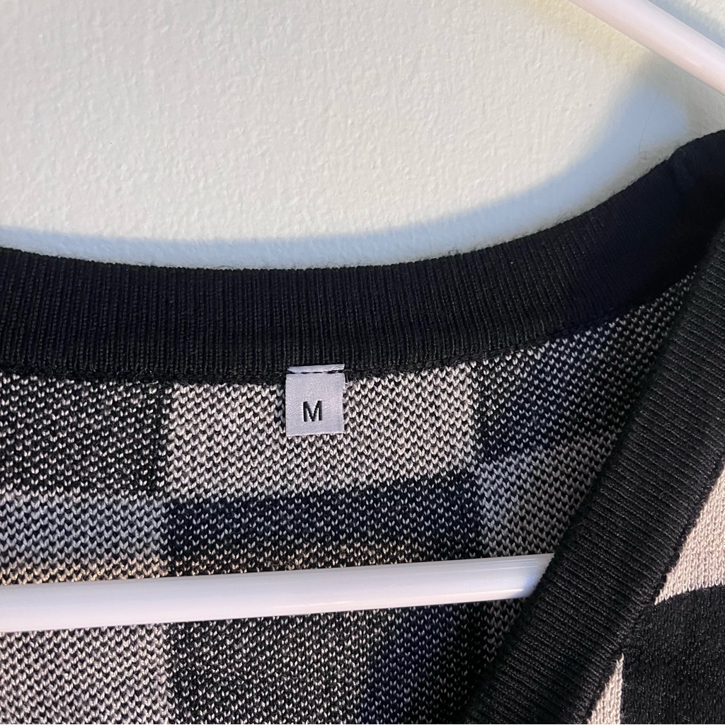 Nwt Black An Tan Checkered Vest With Gold Anchor Buttons Medium — image 4 of 4